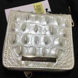 *FIRM* NWT, BRAHMIN DAYDREAM MINI SURI WALLET